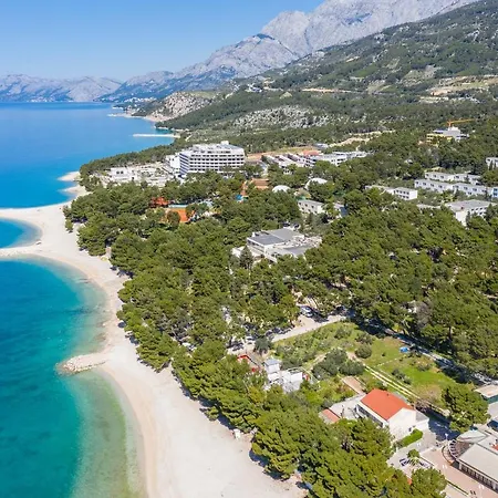 With A Parking Space - 20436 Makarska